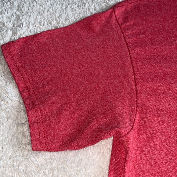 Frosty the Snowman M Red T-shirt Medium EUC Unisex - Picture 5 of 8